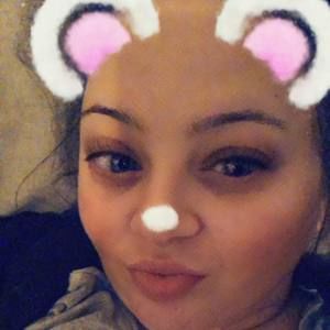 Meet your Posher, Holly